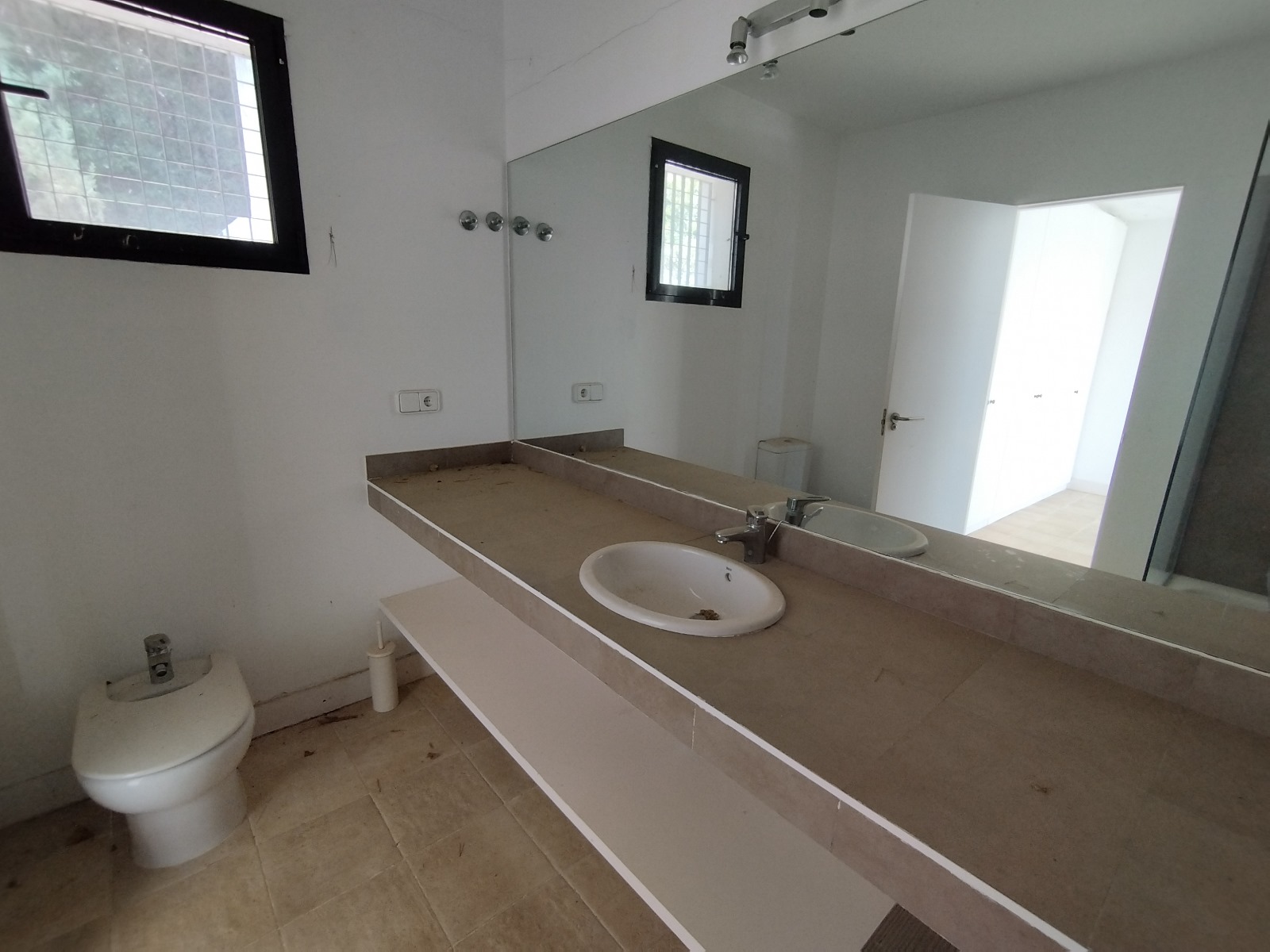 Villa de obra nueva de 5 dormitorios en Javea